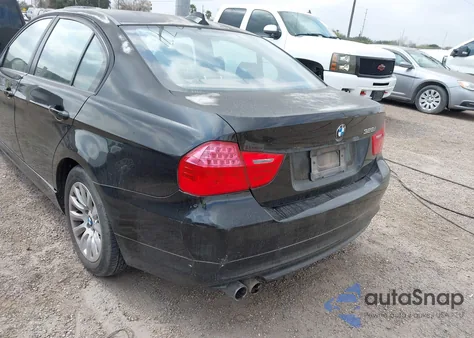 2009 BMW 328I z USA, uszkodzony, nr VIN WBAPH77539NL82961